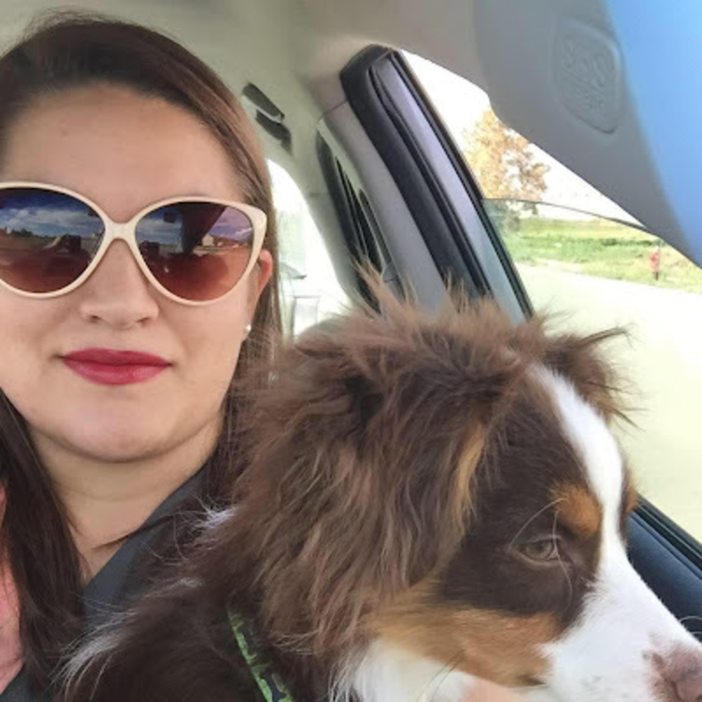 Meet your Posher, Caitie